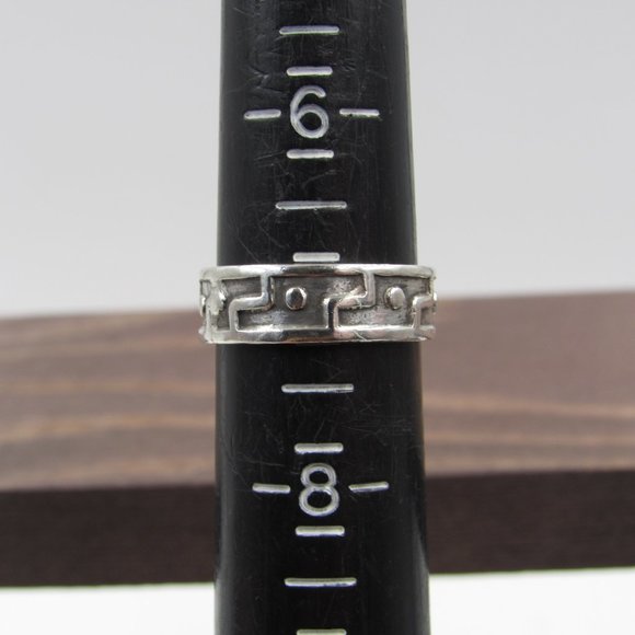 Size 7 Sterling Silver Rustic Maze Pattern Band - Picture 5 of 7
